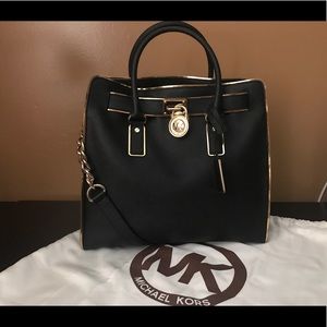 🔥 Michael Kors Bag for Sale 🔥